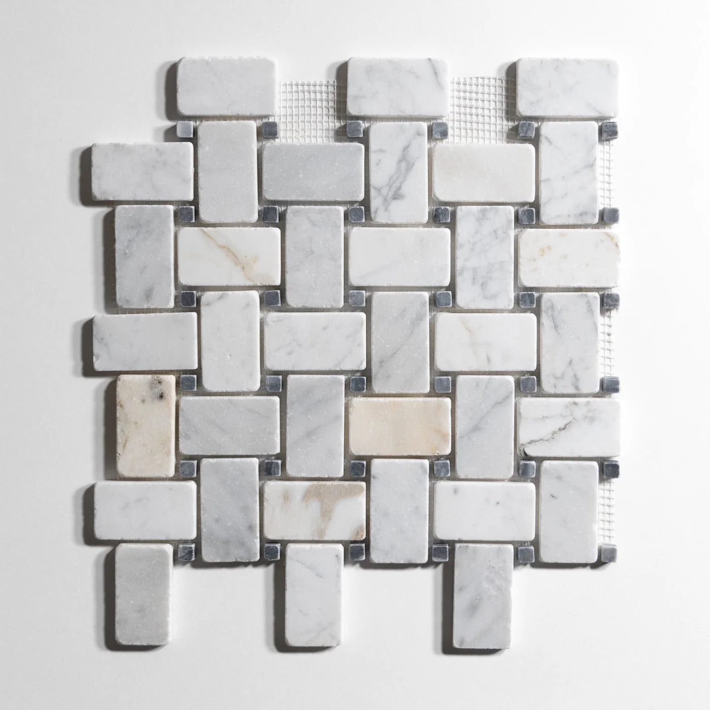 bianco_jolie_antique_basket_weave_14_X_16_Honed